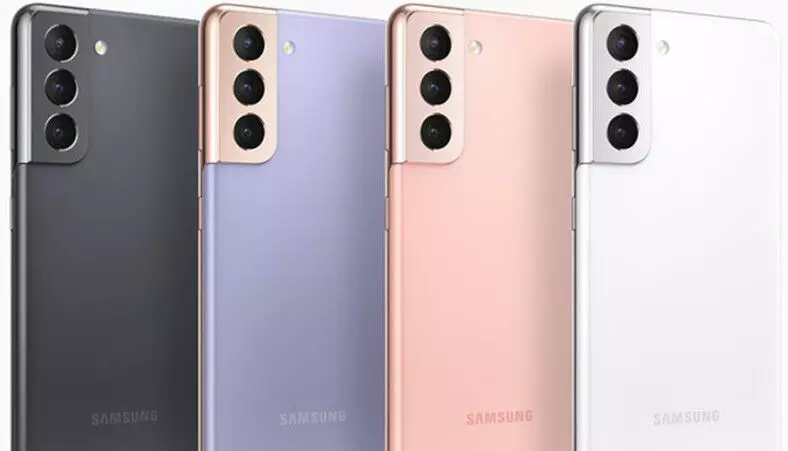 Samsung लूट सको तो लूट ऑफर प्रीमियम फोन के कीमत में आधे से अधिक की छूट इस फोन के लिए टूट पड़ी भीड़