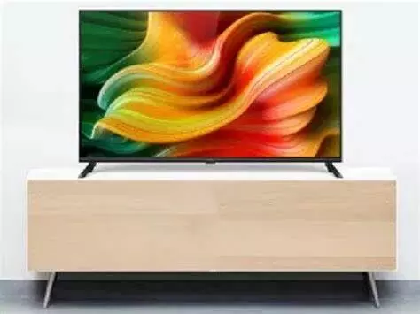 Smart LED TV: 32 इंच का साइज और दमदार फीचर्स के साथ 10 हजार रुपए से कम मिल रहा है LED टीवी32 इंच का यह टीवी खरीदने के लिए ग्राहकों को सिर्फ ₹6,999 ही चुकाने पड़ेंगे.